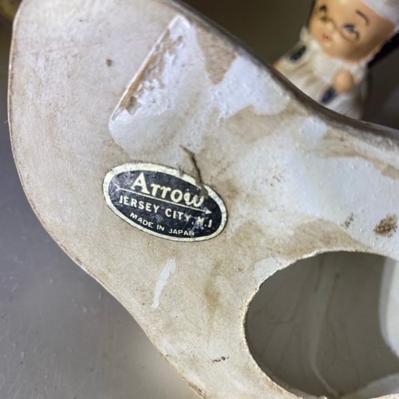 Vintage 70’s Native American Indian Boy And Girl Salt & Pepper Shaker Set - Picture 8 of 8